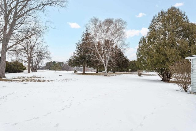 1104 W Fulton Street, Edgerton, WI 53534