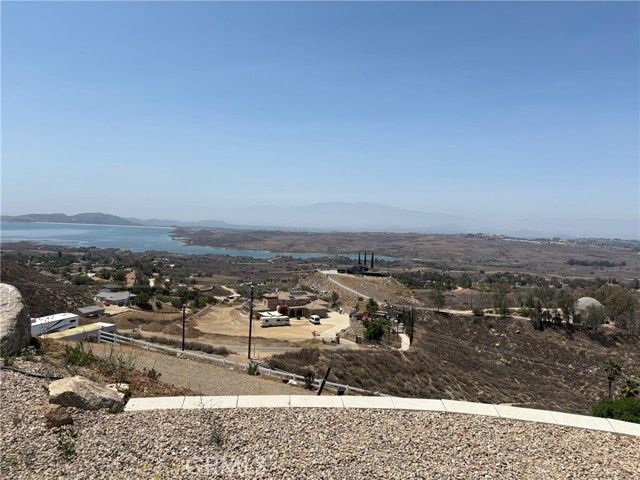 20825 Lakemount Court, Perris, CA 92570