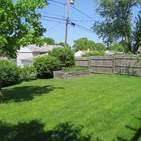 252 Marilyn Avenue, Glendale Heights, IL 60139