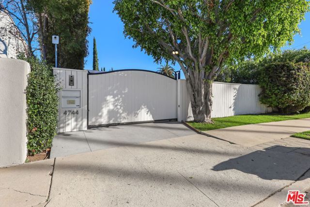 4744 Haskell Avenue, Encino (los Angeles), CA 91436