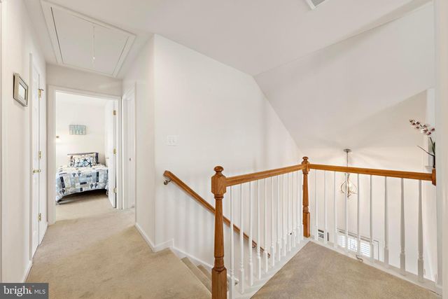 36 CLARENCE DR, Manahawkin, NJ 08050