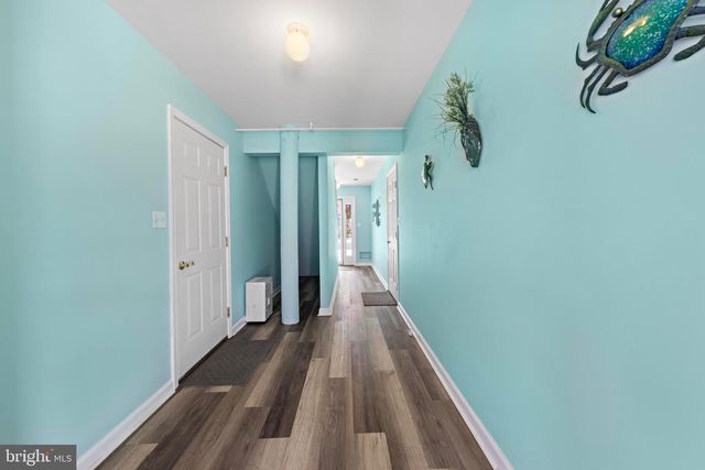36 CLARENCE DR, Manahawkin, NJ 08050