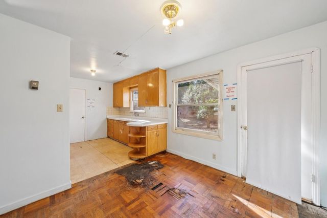 986 Bryant, Sunnyvale, CA 94087