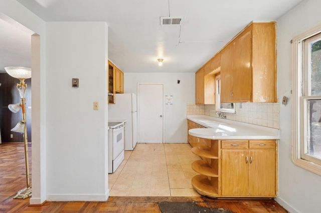 986 Bryant, Sunnyvale, CA 94087