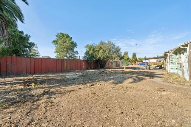 986 Bryant, Sunnyvale, CA 94087