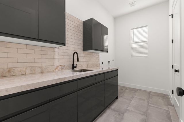 4309 Floyd Street B, Houston, TX 77007