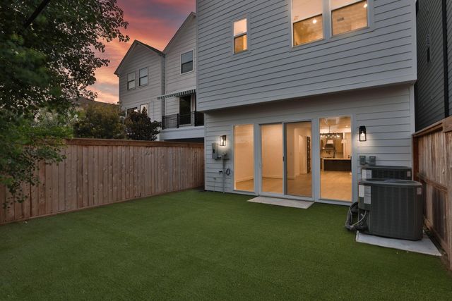 4309 Floyd Street B, Houston, TX 77007