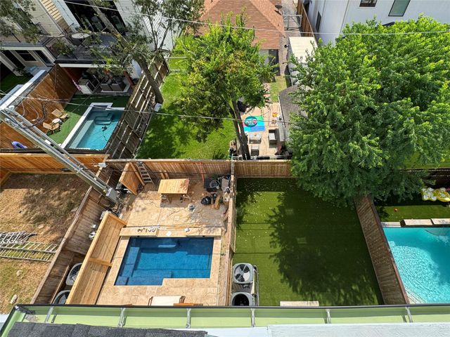 4309 Floyd Street B, Houston, TX 77007