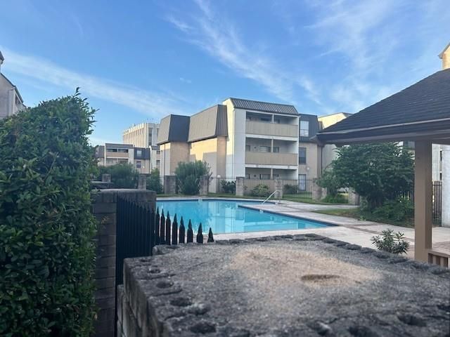 8427 Hearth Drive 34, Houston, TX 77054