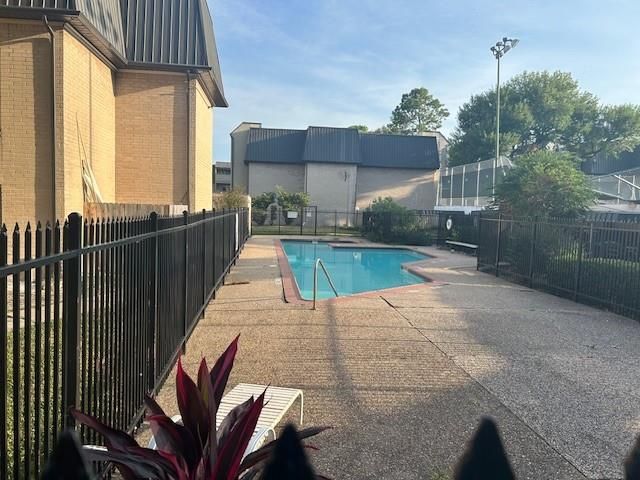 8427 Hearth Drive 34, Houston, TX 77054
