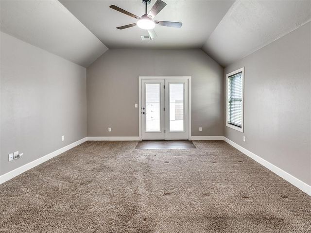 10825 NW 34th Street, Yukon, OK 73099