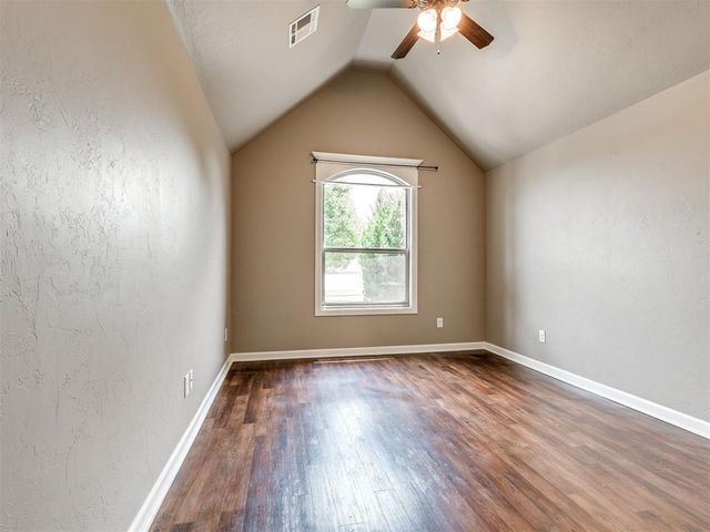 10825 NW 34th Street, Yukon, OK 73099
