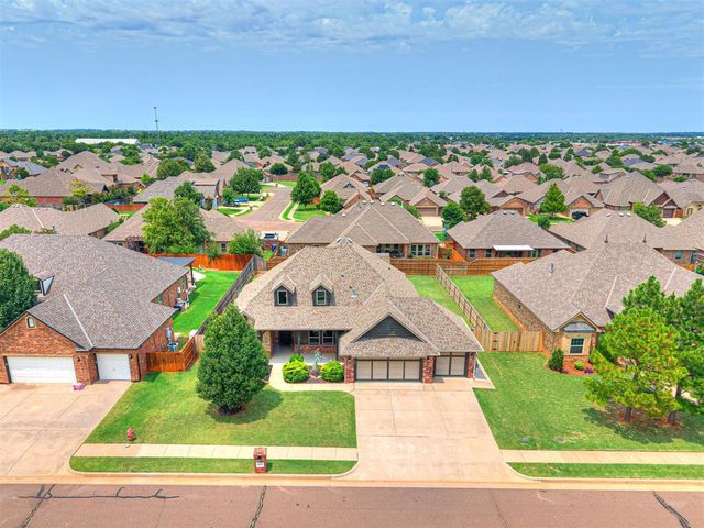 10825 NW 34th Street, Yukon, OK 73099