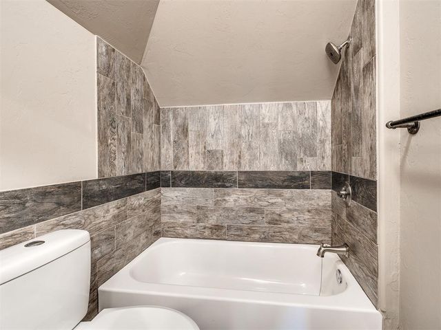 10825 NW 34th Street, Yukon, OK 73099