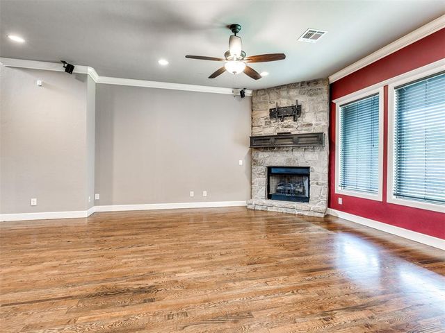 10825 NW 34th Street, Yukon, OK 73099