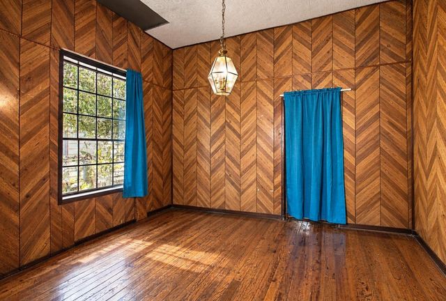 2120 Everett Street, Houston, TX 77009