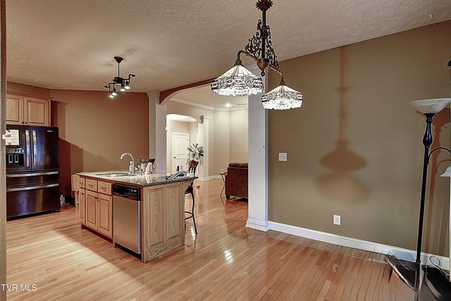 295 Sunrise Drive, Elizabethton, TN 37643