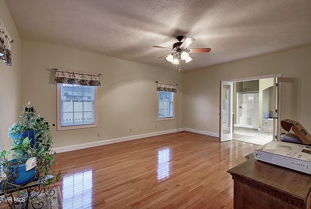 295 Sunrise Drive, Elizabethton, TN 37643