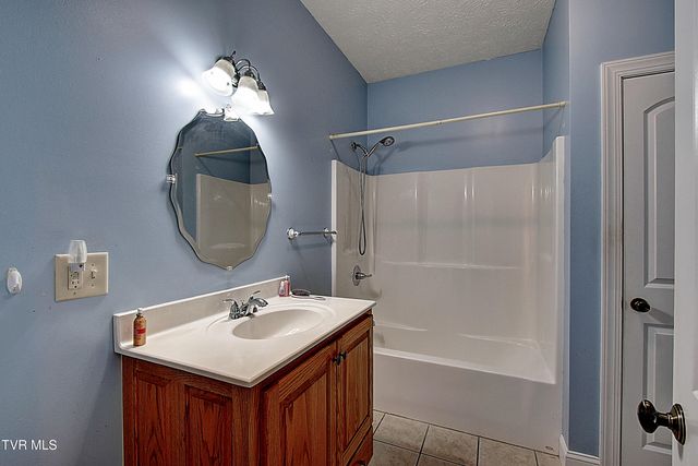 295 Sunrise Drive, Elizabethton, TN 37643