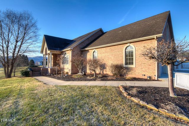 295 Sunrise Drive, Elizabethton, TN 37643