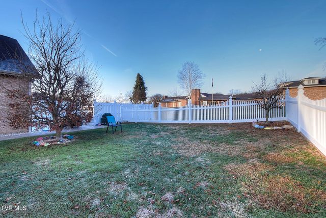 295 Sunrise Drive, Elizabethton, TN 37643