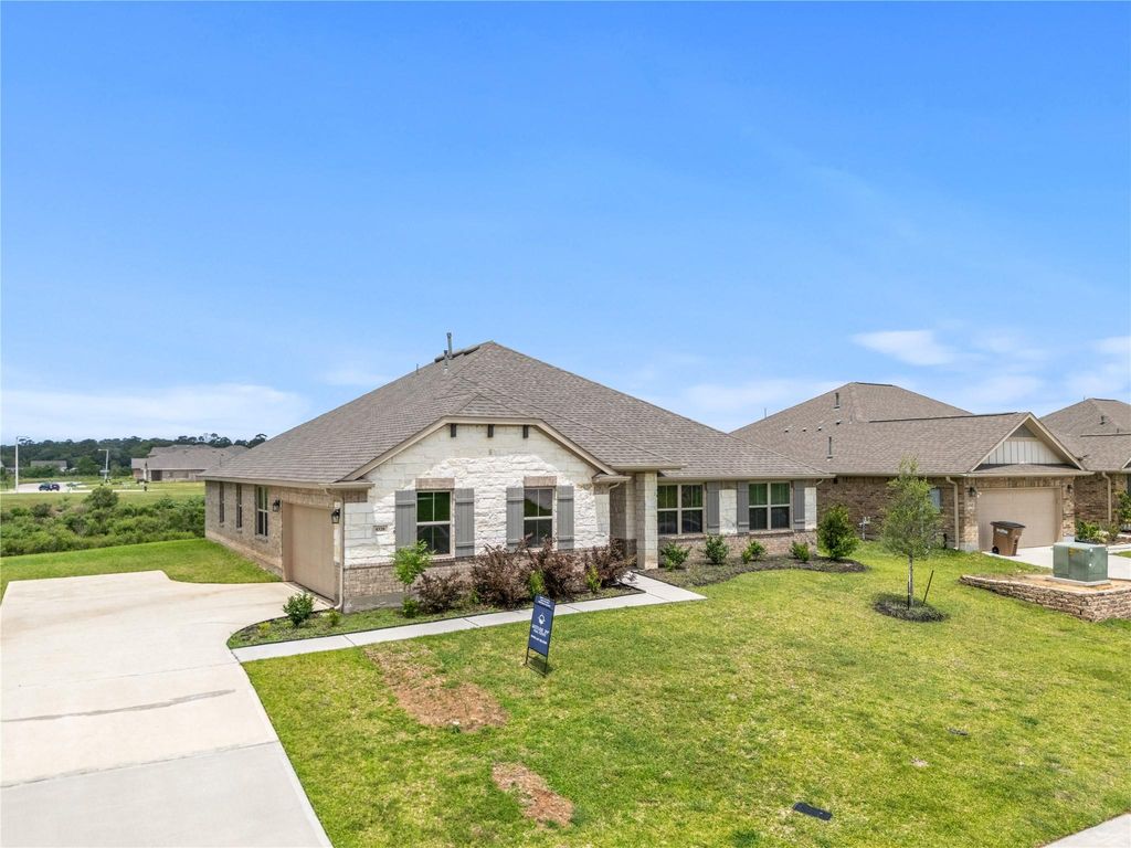 4320 Leslie's Way, Dickinson, TX 77539