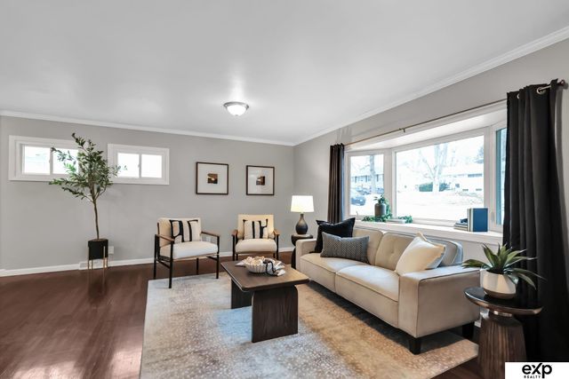 1506 N 76 Street, Omaha, NE 68114