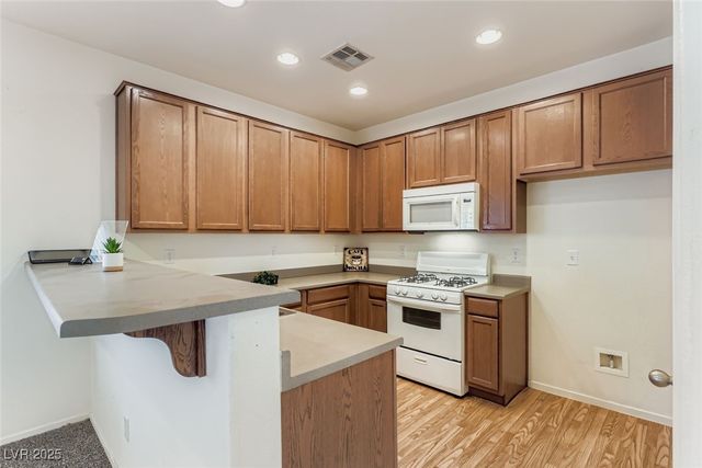 955 Wembly Hills Place, Henderson, NV 89011