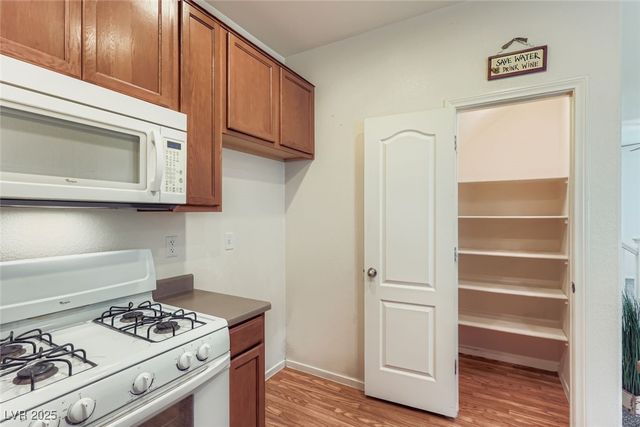 955 Wembly Hills Place, Henderson, NV 89011