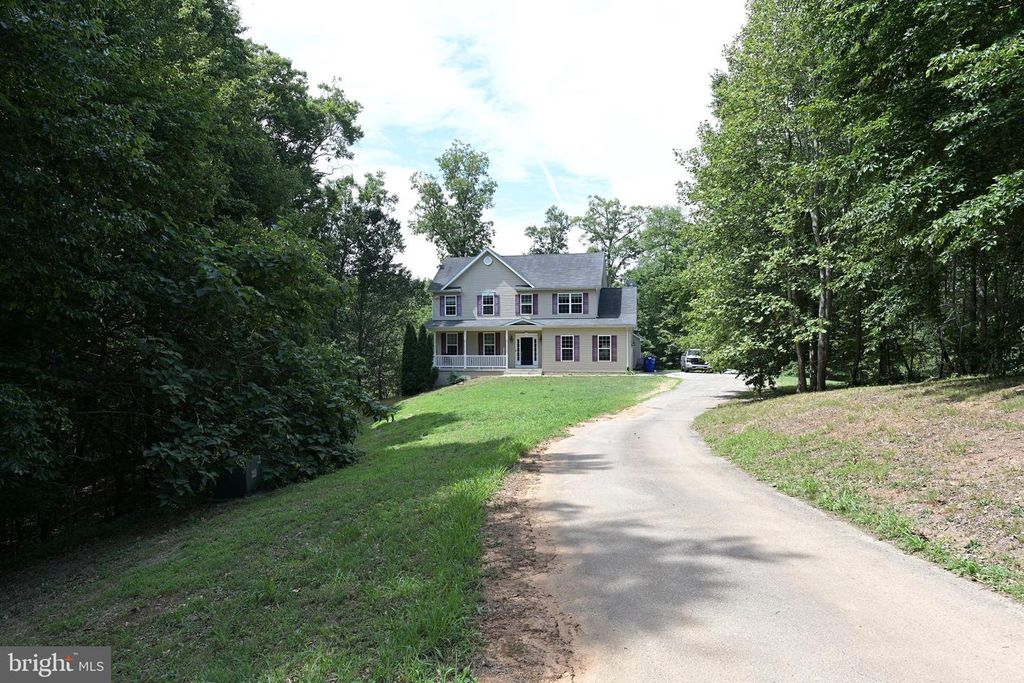 12331 NEWPORT RUN PL, Charlotte Hall, MD 20622