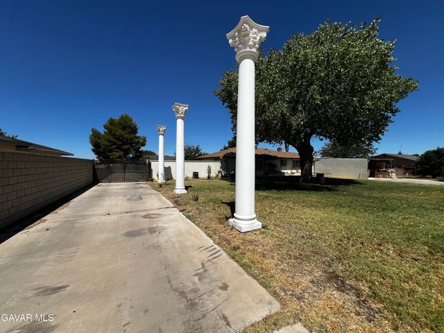 41060 E 158th Street East Street, Lancaster, CA 93535