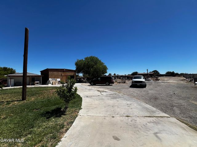 41060 E 158th Street East Street, Lancaster, CA 93535