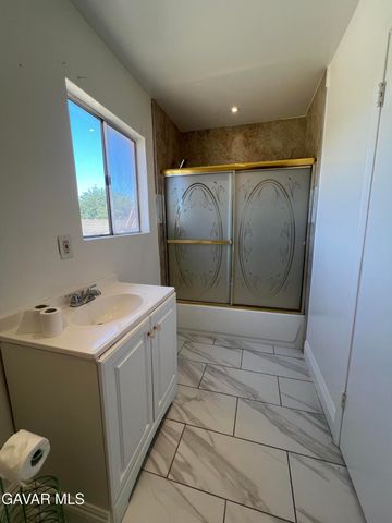 41060 E 158th Street East Street, Lancaster, CA 93535