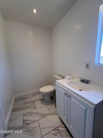 41060 E 158th Street East Street, Lancaster, CA 93535