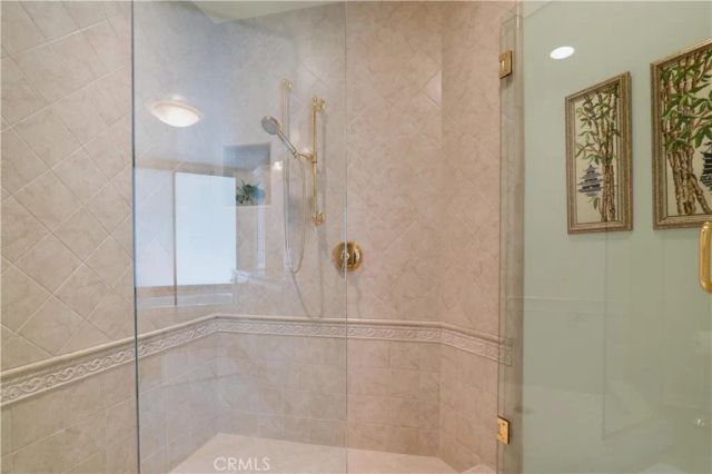 4727 Park Encino Lane 230, Encino, CA 91436