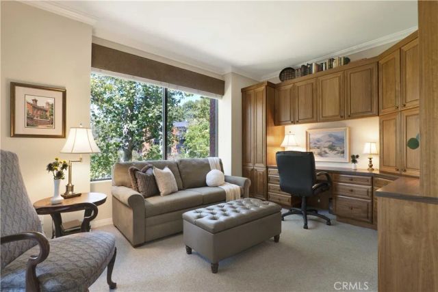 4727 Park Encino Lane 230, Encino, CA 91436