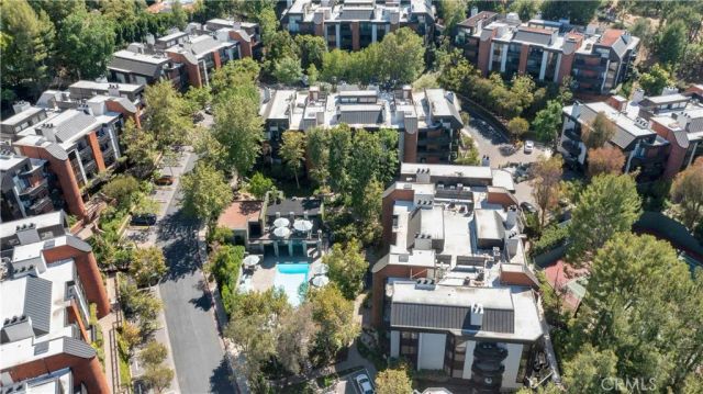 4727 Park Encino Lane 230, Encino, CA 91436