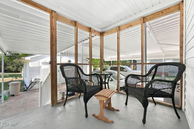 983 N North Carolina Highway 87, Burlington, NC 27217