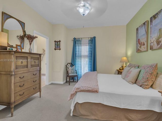 5035 Fairways Circle 305, Vero Beach, FL 32967