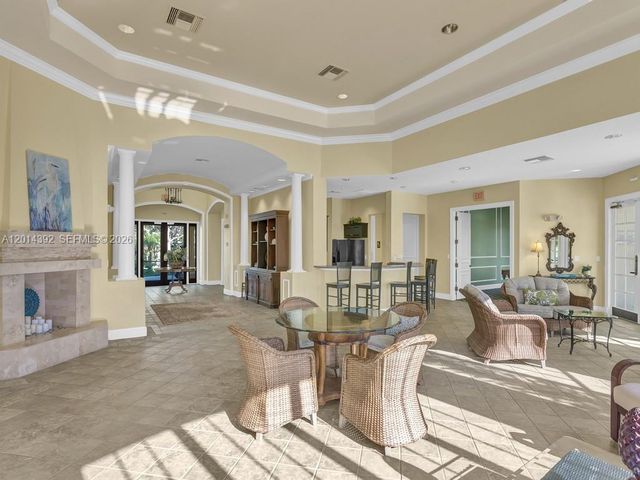 5035 Fairways Circle 305, Vero Beach, FL 32967