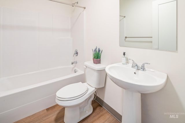 8125 N Leap Ave, Boise, ID 83714