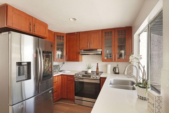 2069 Brighton Dr, Pittsburg, CA 94565