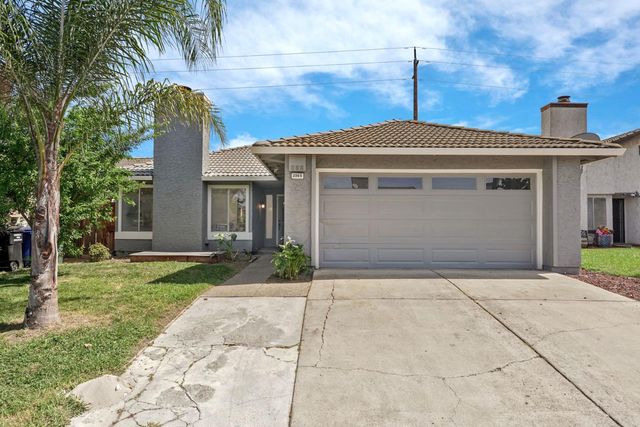 2069 Brighton Dr, Pittsburg, CA 94565