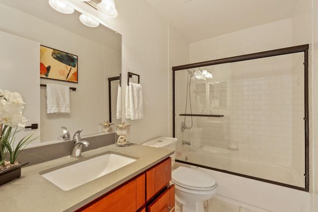 2069 Brighton Dr, Pittsburg, CA 94565