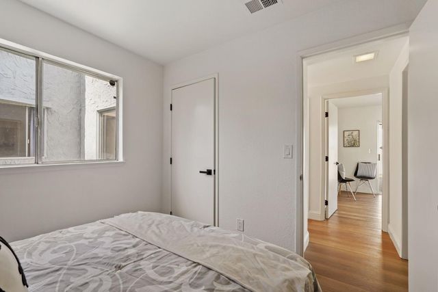 2069 Brighton Dr, Pittsburg, CA 94565