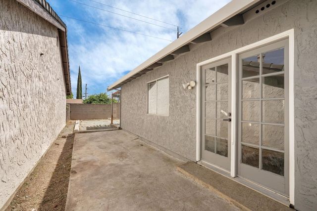 2069 Brighton Dr, Pittsburg, CA 94565