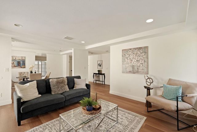 2069 Brighton Dr, Pittsburg, CA 94565