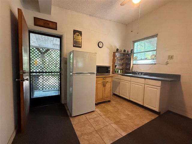 23946 INDIGO ROAD, Astor, FL 32102
