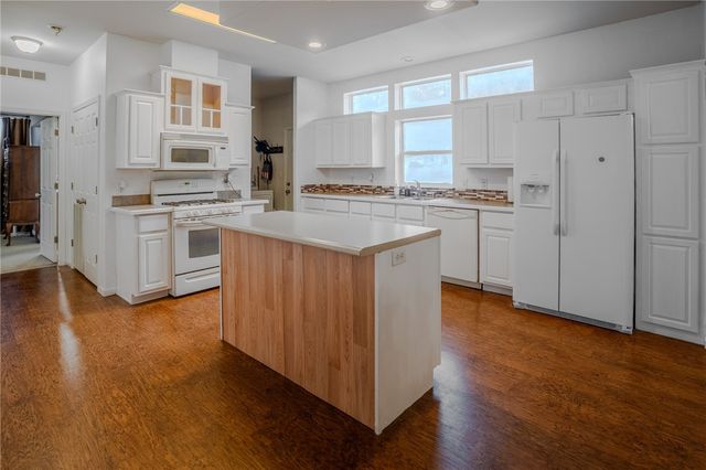 17295 Olive Road, Fayetteville, AR 72701