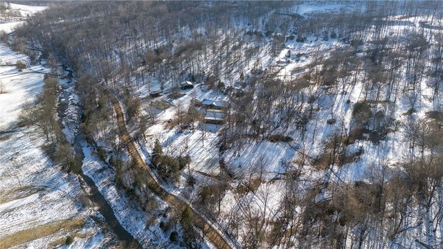 17295 Olive Road, Fayetteville, AR 72701